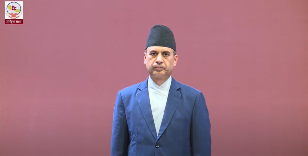 कुलिङ पिरियडको गडबडी छानबिन : संसदका महासचिवद्वारा प्रधानमन्त्रीसँगको भेट स्वीकार Samsad general Secretary Padmaprasad pandey by Ditible