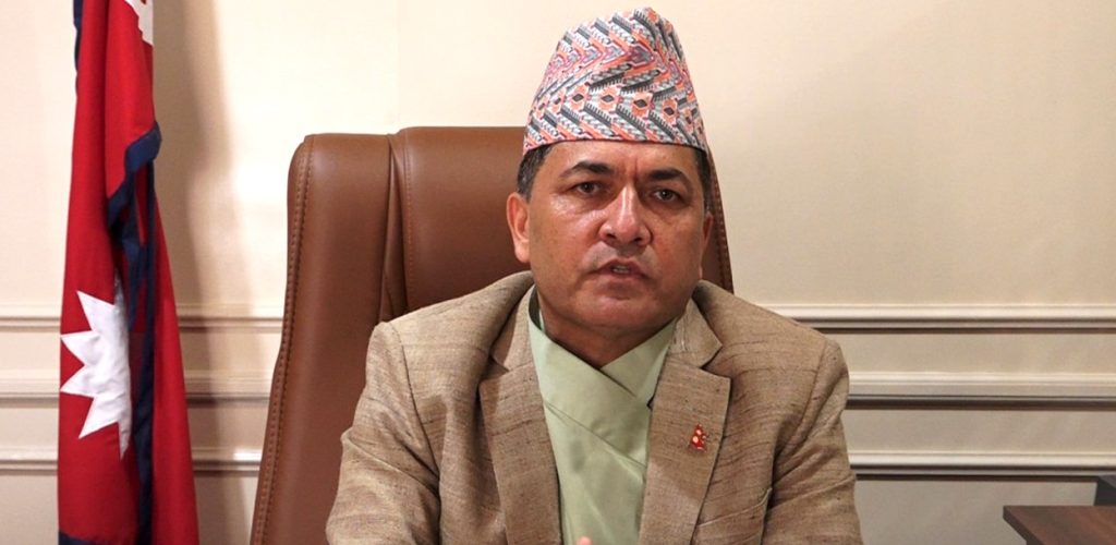 मधेशबाट फर्किएको सरकारी टोली भन्छ- चैतयता ३ सय डिप बोरिङ खनियो, ५० ट्रान्सफर्मर नै चोरी ek narayan aryal by Ditible