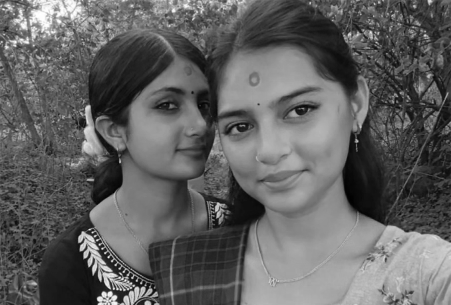 भक्तपुरमा मृत भेटिएका दिदीबहिनीको शव पोस्टमाटर्मका लागि पठाइयो menuka and sirjana dead found900 by Ditible