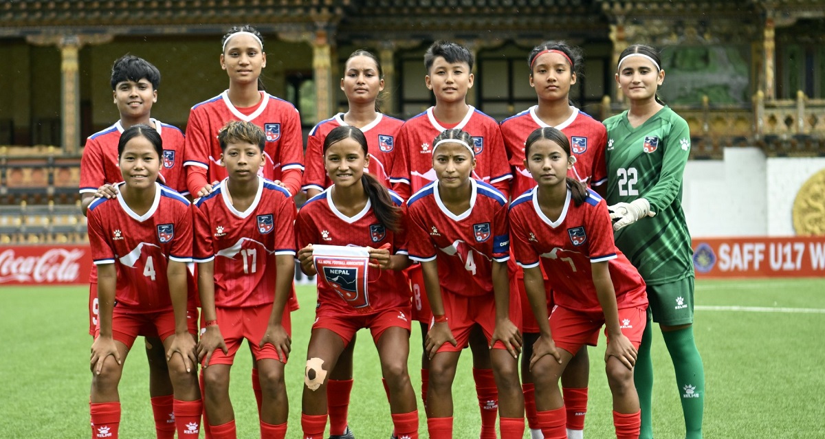 नेपाली महिला टोलीले आज भुटानसँग खेल्दै -वाइरिबल Photo 37 by Ditible