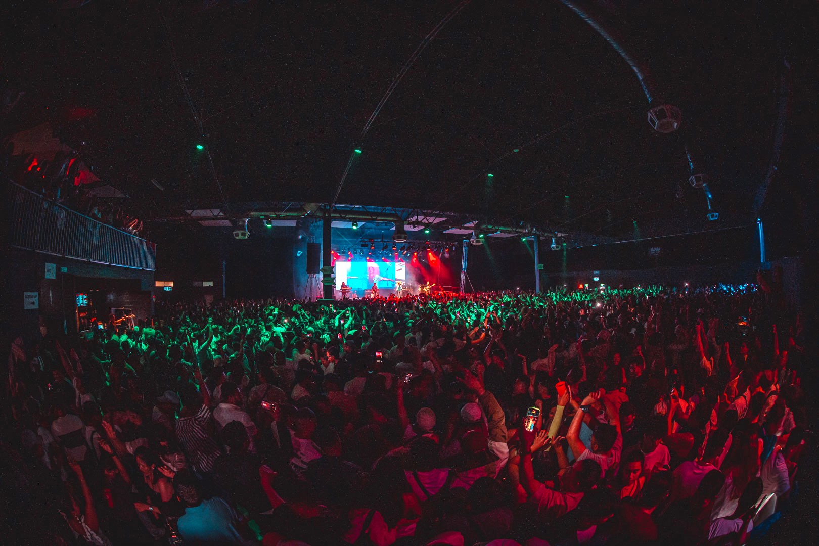 नेपथ्यलाई पोर्चुगलमा हलभरि मायाको खुसी र आँसु -वाइरिबल 01 Nepathya performing to a packed house in Lisbon. Photo Dipit Raz Nepalaya by Ditible