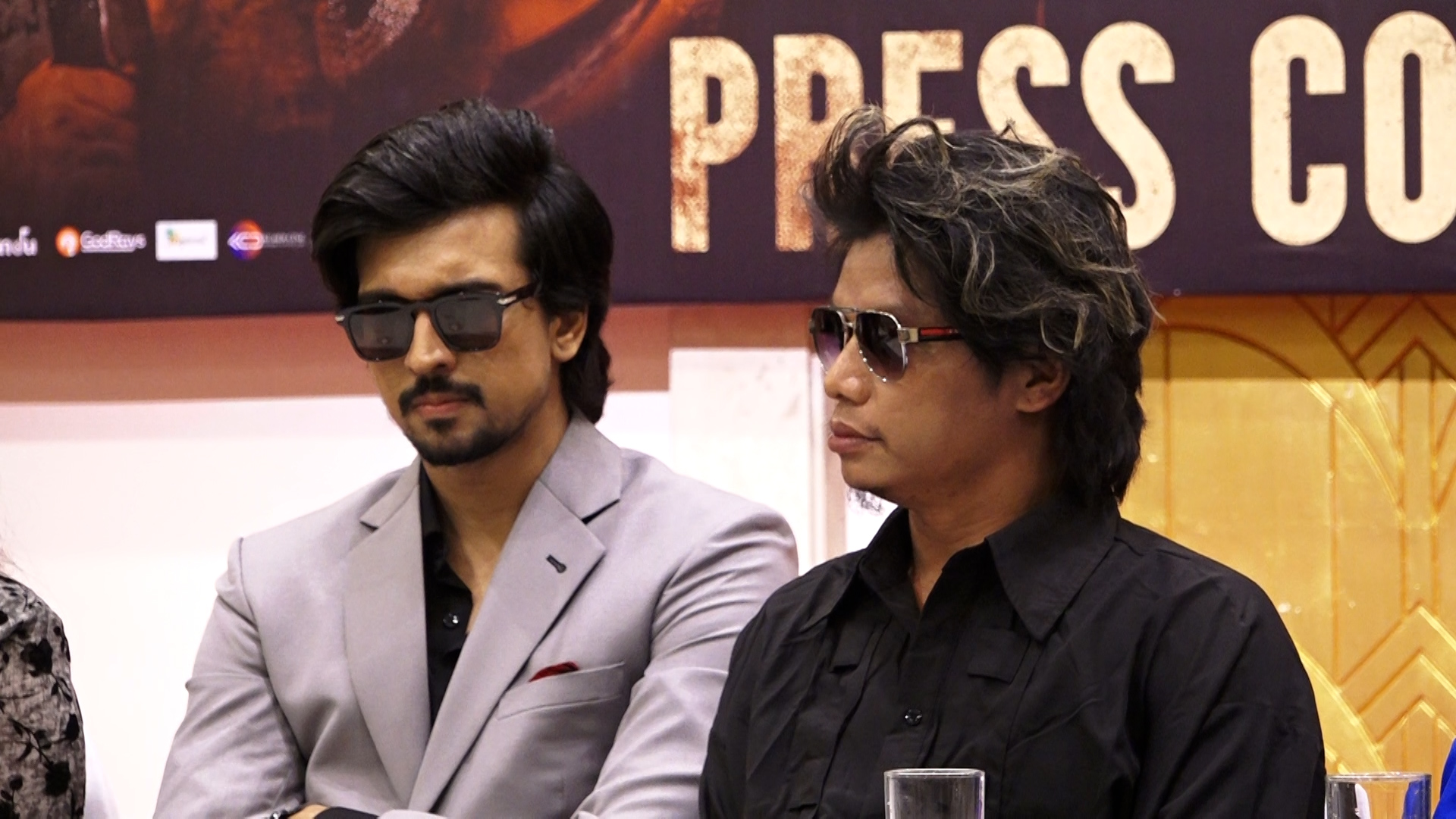 Photo 4 4 2 by Ditible