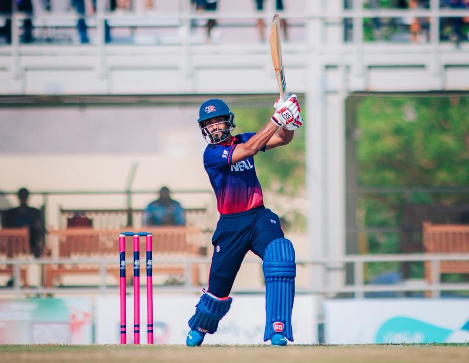 यूएईविरुद्ध आशिफ शेखले प्रहार गरे अर्धशतक -वाइरिबल aasif by Ditible