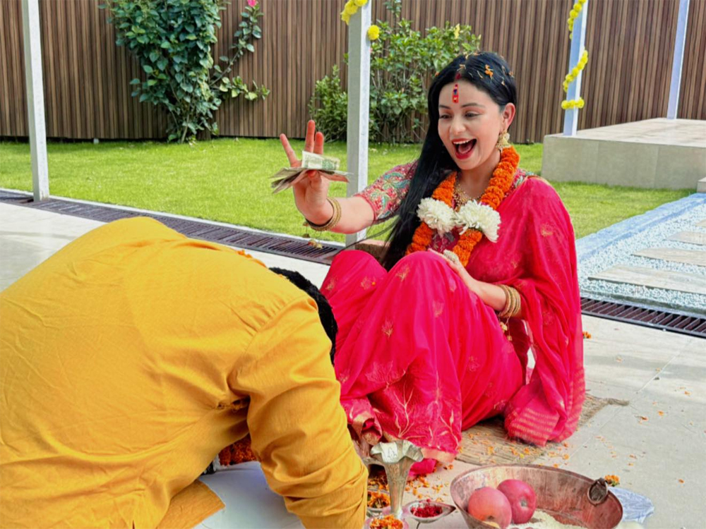 bhaitika6 by Ditible