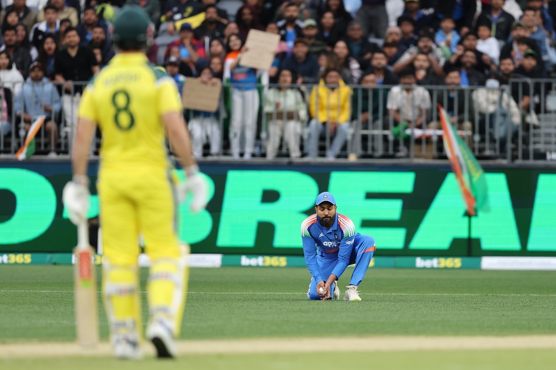 अस्ट्रेलियासँग भारत ७ विकेटले पराजित -वाइरिबल india 1 by Ditible